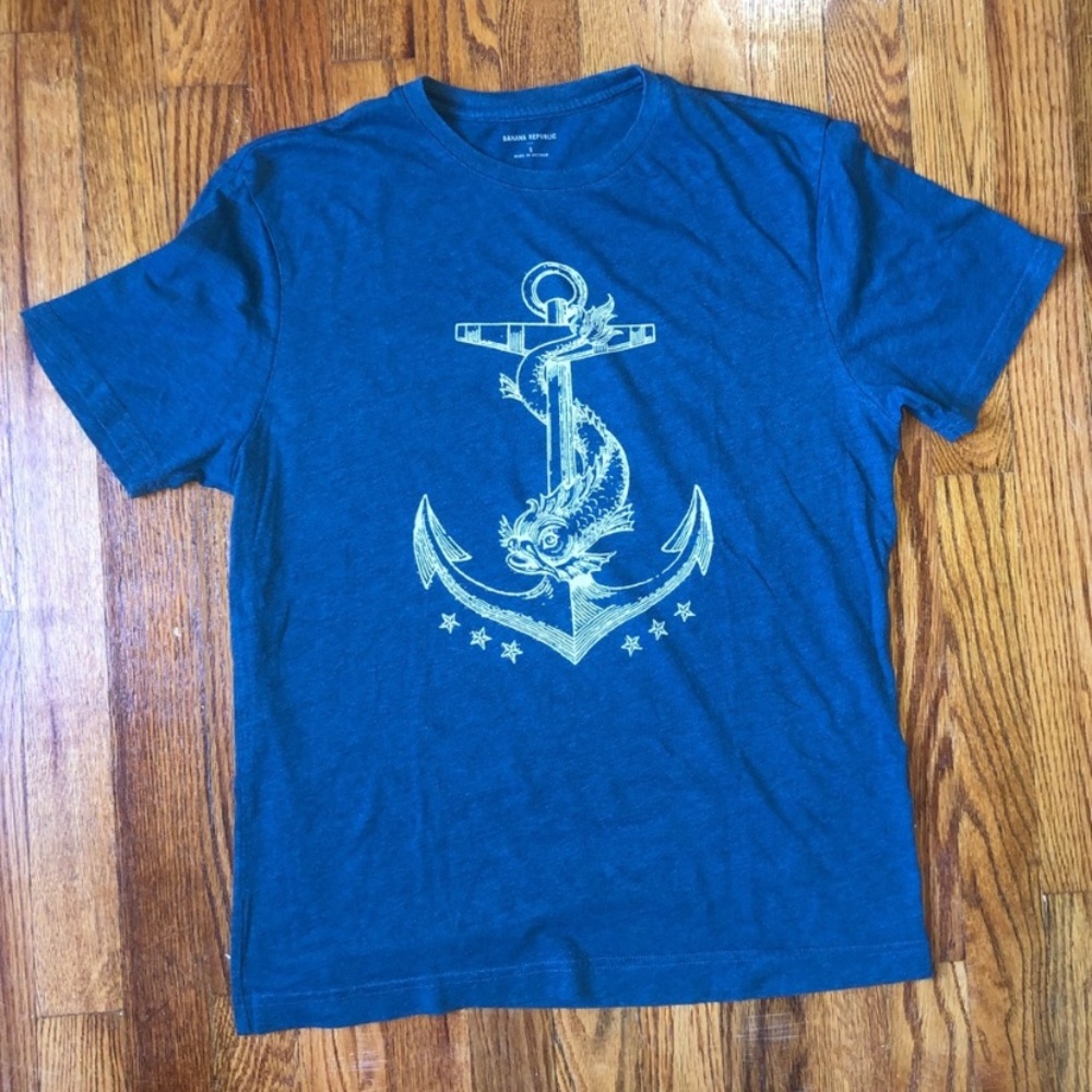 BUNDLE — 3 T-SHiRTS - Picture 4 of 8
